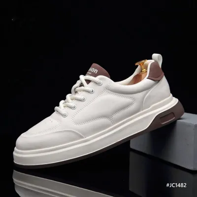 Cowhide Genuine Leather Breathable Sports Shoes